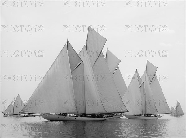 Start, 1899 July 15. Creator: John S Johnston.