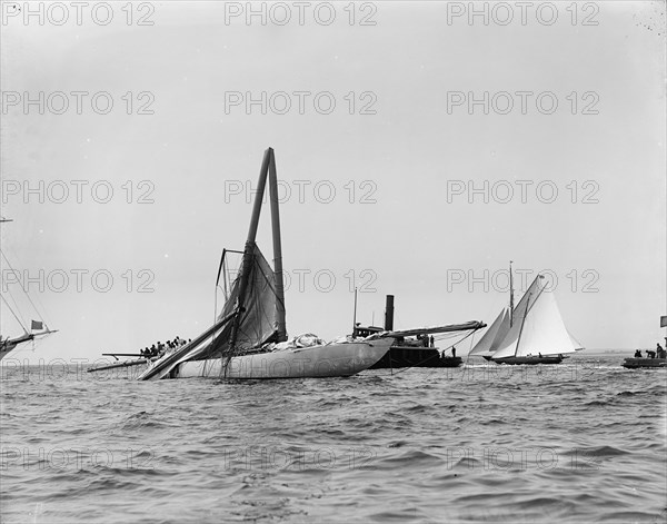 Columbia, Newport, Aug 2, 1899. Creator: John S Johnston.