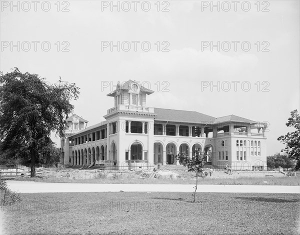 New casino, Belle Isle Park, Detroit, Mich., ca 1907. Creator: Unknown.