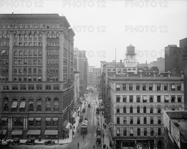 Street, Detroit, Mich., between 1900 and 1910. Creator: Unknown.