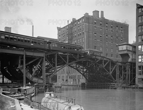 Jackknife Bridge, Chicago, Ill., c1907. Creator: Unknown.