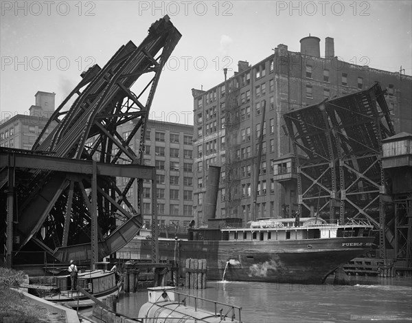 Jackknife Bridge, Chicago, Ill., c1907. Creator: Unknown.