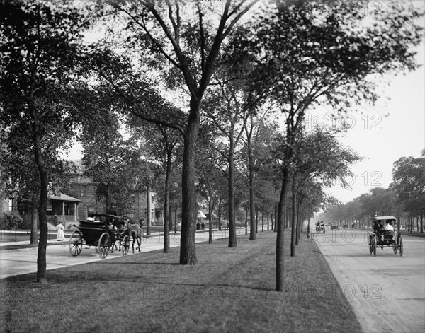 Grand Boulevard, Chicago, Ill., c1907. Creator: Unknown.