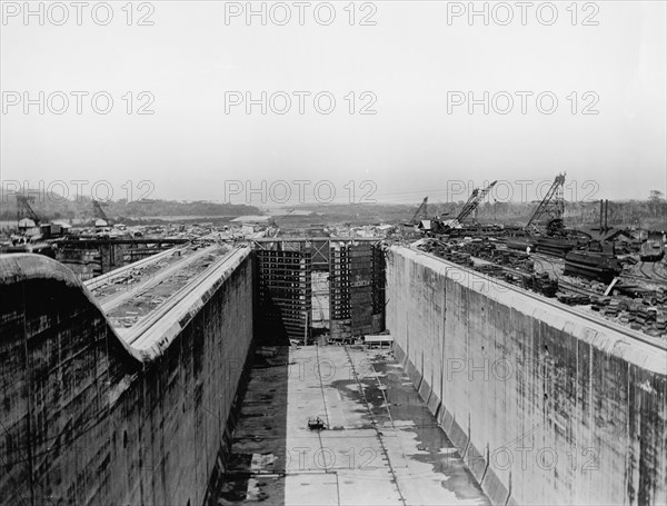 Gatun Lock chamber, Panama Canal, between 1910 and 1914. Creator: Unknown.