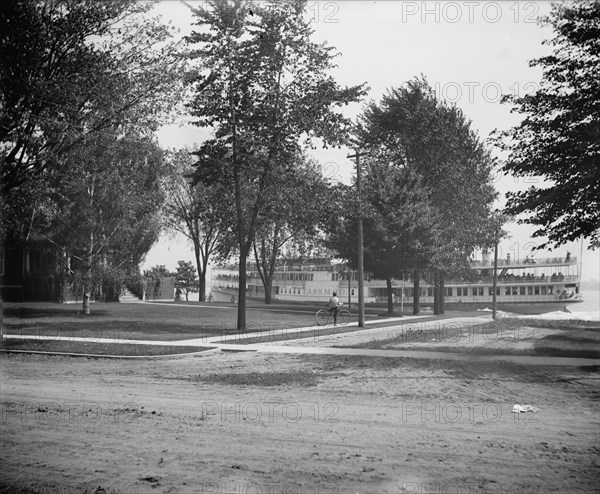 Str. Tashmoo, St. Clair Flats, Mich., between 1900 and 1920. Creator: Unknown.