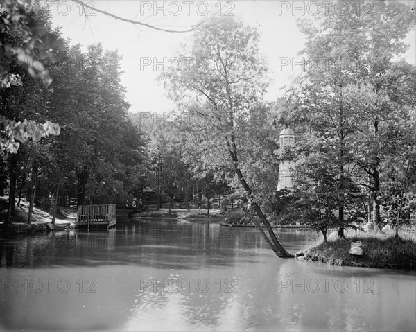 Palmer Park, Detroit, Mich., between 1900 and 1920. Creator: Unknown.