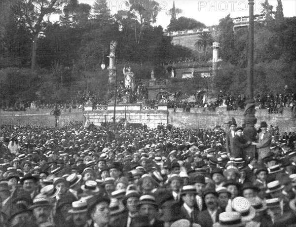 'A Rome: les manifestations de mai 1915', 1915. Creator: Unknown.