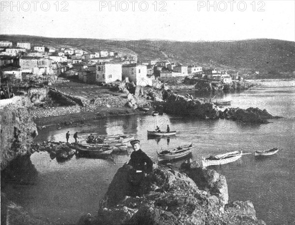 'L'expedition des Dardanelles, les preliminaires; Une vue de Sigri, sur la cote... 1914 (1924). Creator: Unknown.