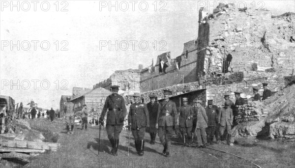 'L'expedition des Dardanelles, La fin de l'enterprise..., 1915 (1924). Creator: Unknown.