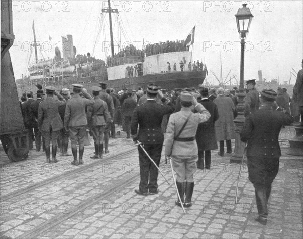 'L'arrivee des russes; A son acostage, le Latouche-Treville, qui marchait en tete..., 1916 (1924) Creator: Unknown.