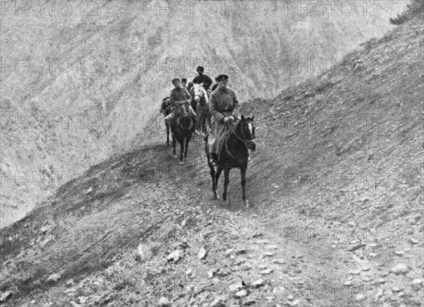 ''Apres Trebizonde; Une reconnaissance russe dans les montagnes du Kop-Dagh', 1916 (1924) Creator: Unknown.