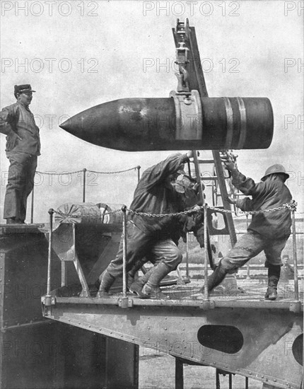 'La Bataille de la Somme; La replique au 420: notre obus de 440', 1916 (1924) Creator: Unknown.