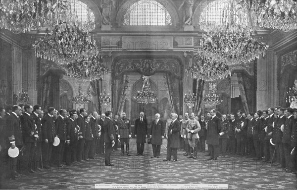 'La visite des Marins Britanniques a Paris; le 23 avril 1919, dans la Grande Salle des..., 1919. Creator: Unknown.