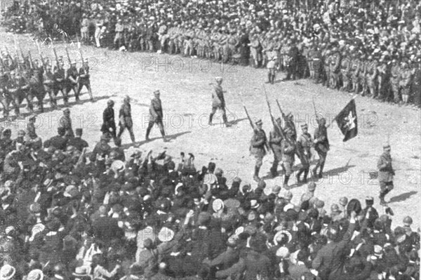 'Le jour de gloire; le drapeau de la Pologne', 1919. Creator: Unknown.