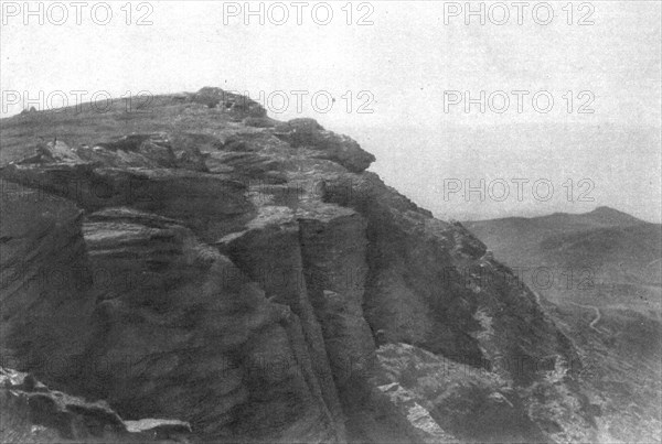 'Le theatre de la victoire Serbe; le sommet du Kaimaktchalan tel que le voyaient les..., 1916. Creator: Unknown.