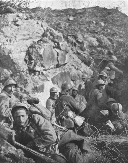 'Ceux qui ont repris Douaumont; soldats du regiment colonial du Maroc occupant les fosses...', 1916. Creator: Unknown.