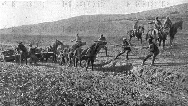 'Apres la prise de Monastir; les difficultes du ravitaillement sur les routes de la vallee..., 1916. Creator: Unknown.