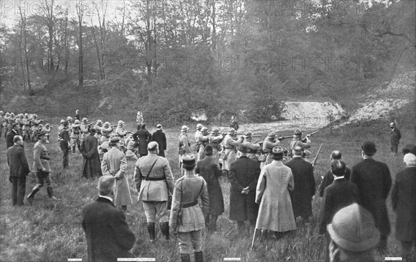 'Le chatiment des denonciateurs de Laon; quadruple execution capitale a Vincennes...1920. Creator: Unknown.