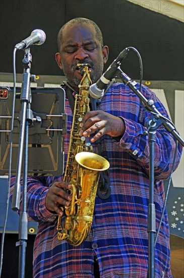 Jason Yarde, Hexagonal, Battle Jazz Weekend, Battle, East Sussex, 24 July 2022. Creator: Brian O'Connor.