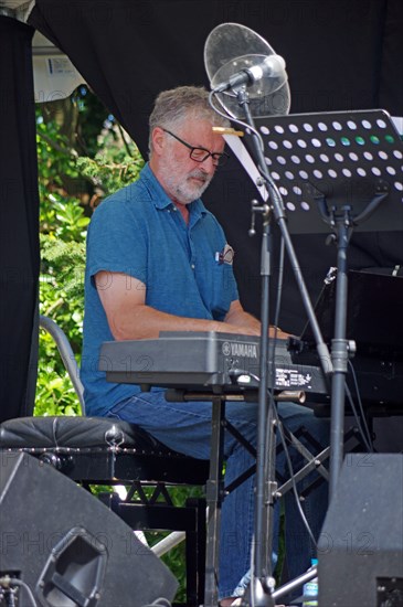 John Donaldson, Hexagonal, Battle Jazz Weekend, Battle, East Sussex, 24 July 2022. Creator: Brian O'Connor.