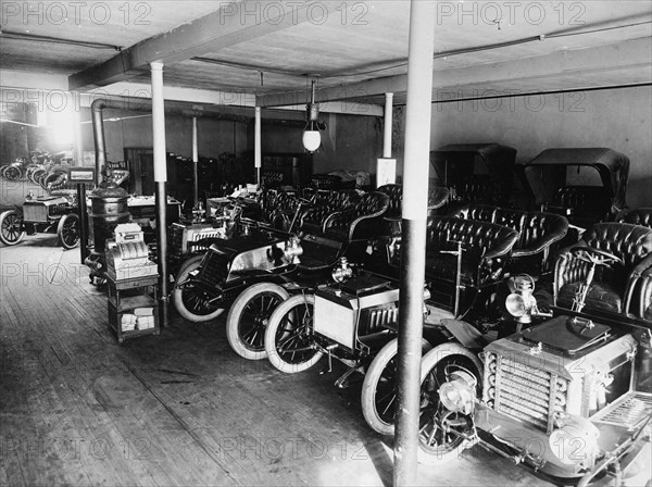 The Felken Cycle Co., Denver, Colo., between 1895 and 1910. Creator: Unknown.