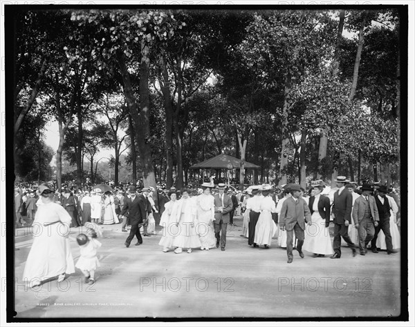 Band concert, Lincoln Park, Chicago, Ill., c1907. Creator: Hans Behm.