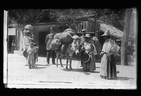 Street scene, City of Mexico, between 1880 and 1897. Creator: William H. Jackson.