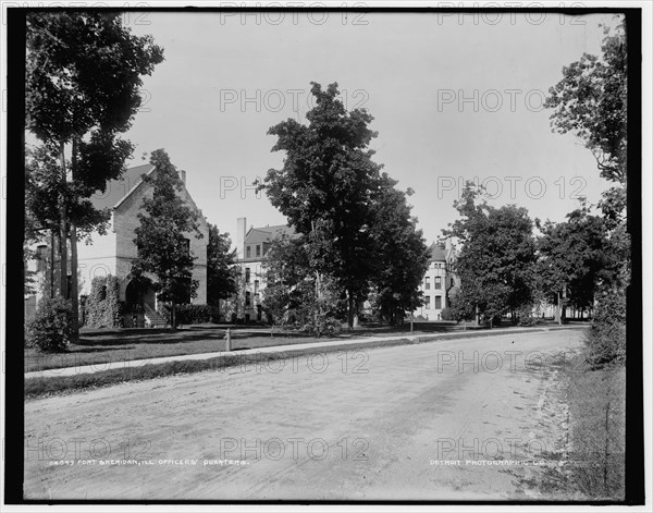 Fort Sheridan, Ill., officers' quarters, between 1880 and 1899. Creator: Unknown.