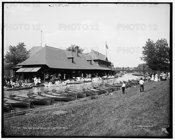 The Boat house, Belle Isle Park, Detroit, Mich., c1908. Creator: Unknown.