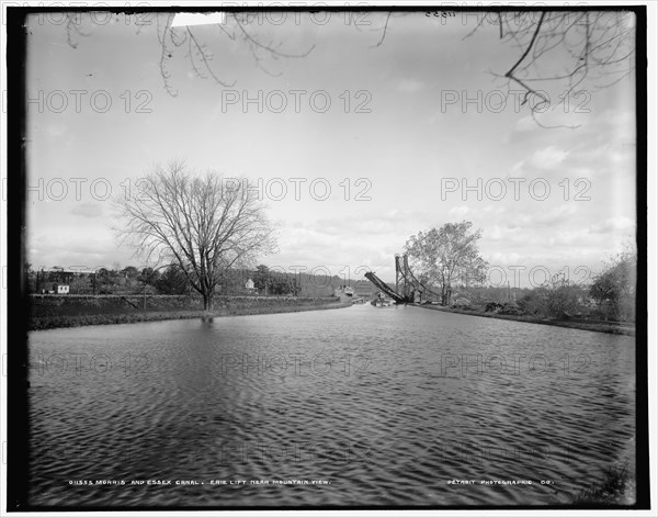 Morris and Essex Canal, N.J., Erie lift near Mountain View, between 1890 and 1901. Creator: Unknown.