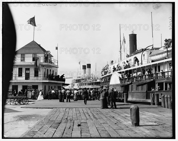 Steamers at pier, Port Huron, Mich., c1908. Creator: Unknown.