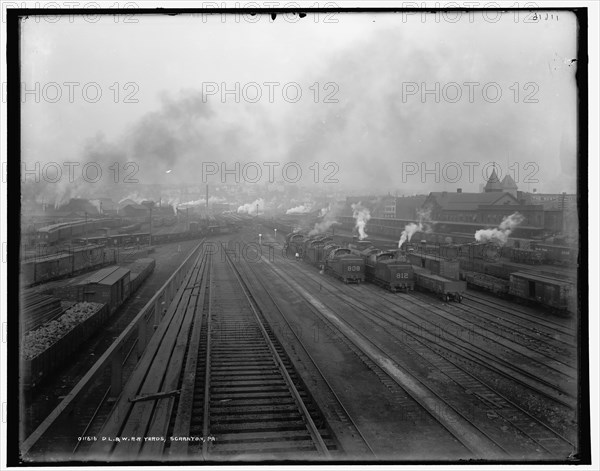D.L. & W. R.R. yards, Scranton, Pa., between 1890 and 1901. Creator: Unknown.