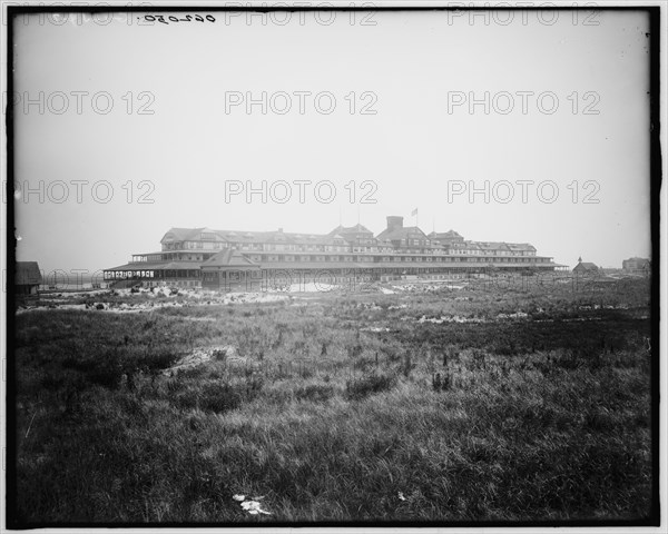 Long Beach Hotel, Long Beach, Long Island, N.Y., between 1900 and 1905. Creator: Unknown.