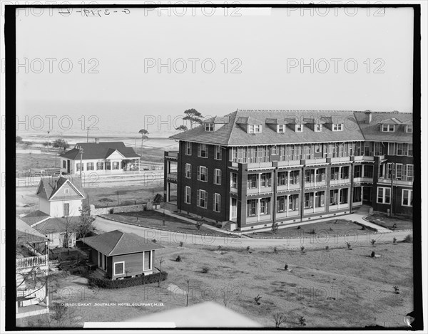 Great Southern Hotel, Gulfport, Miss., c1906. Creator: Unknown.