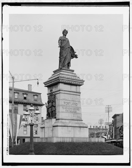 Soldier's monument, Portland, Me., between 1890 and 1900. Creator: Unknown.