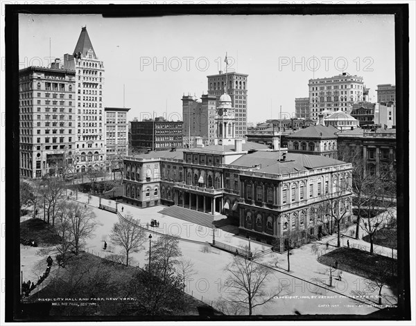 City Hall and park, New York, c1900. Creator: Unknown.