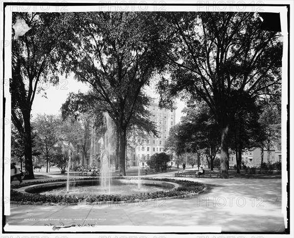 West Grand Circus Park, Detroit, Mich., between 1900 and 1910. Creator: Unknown.