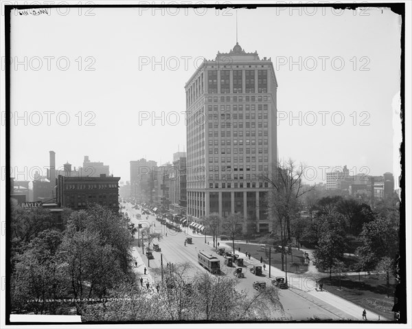 Grand Circus Park, Detroit, Mich., between 1910 and 1915. Creator: Unknown.