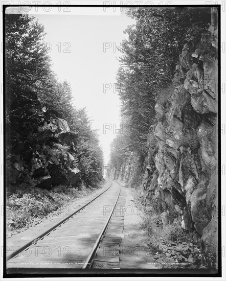 In summit cut, Green Mountains, between 1900 and 1906. Creator: Unknown.