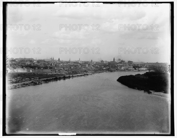 Valley of the Mississippi, St. Paul, Minn., between 1880 and 1899. Creator: Unknown.