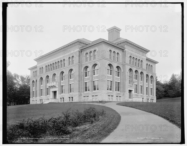 Edmunds High School, Burlington, Vt., between 1900 and 1906. Creator: Unknown.