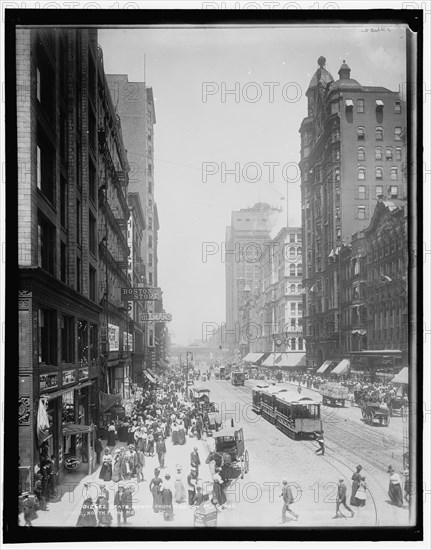 State north from Madison St., Chicago, 1900 Sept 1. Creator: Unknown.