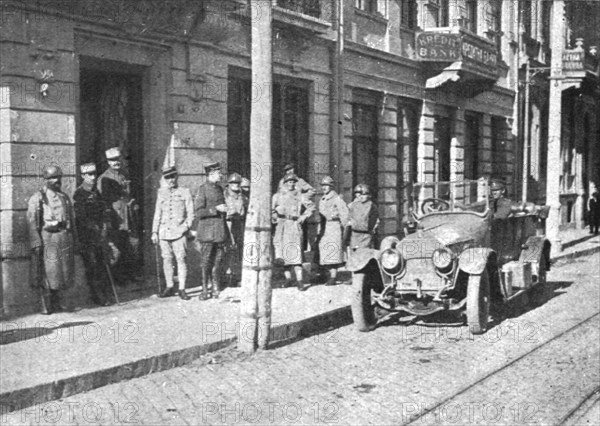 'L'Occupation Francaise en Bulgarie; Le quartier general des troupes francaises a Sofia', 1918. Creator: Unknown.