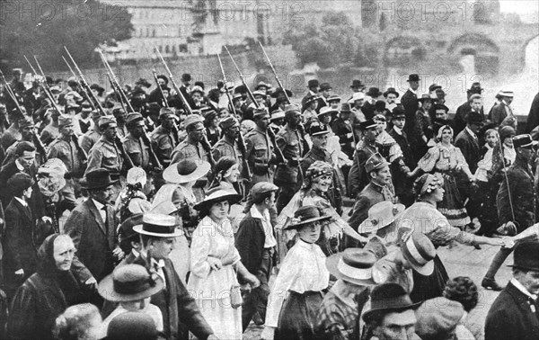 'La Nouvelle Europe; la republique Tchecoslovaque; un retour triomphal de troupes tcheques..., 1918. Creator: Unknown.