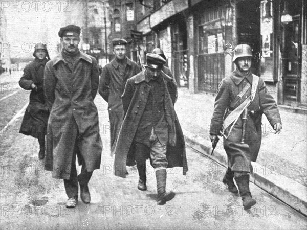 'La Nouvelle Europe; la guerre civile a Berlin; du 5 au 11 janvier 1919 a Berlin; Sparta..., 1919. Creator: Unknown.