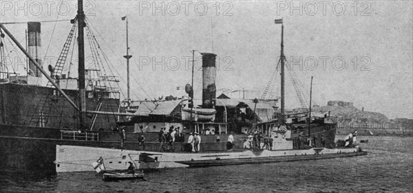 'Les sous-marins allemands chez les neutres; les visites de sous-marins allemands aux ports..., 1916 Creator: Unknown.