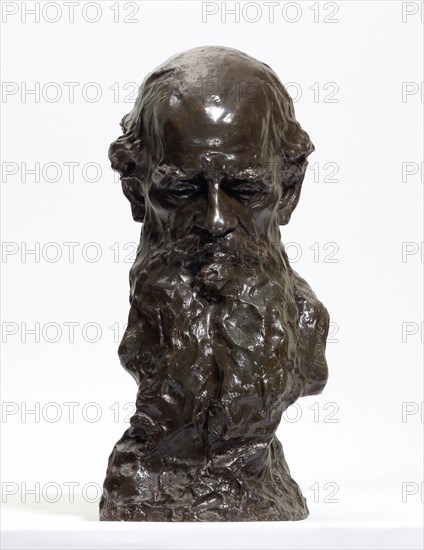 Portrait of the author Count Lev Nikolayevich Tolstoy (1828-1910), 1902. Creator: Aronson, Naum Lvovich (1872-1943).