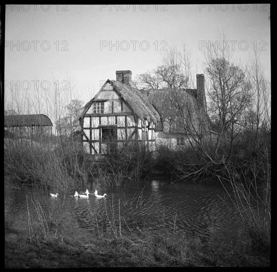 Artist's Cottage, Trotshill, Warndon, Worcester, Worcestershire, 1939. Creator: Marjory L Wight.