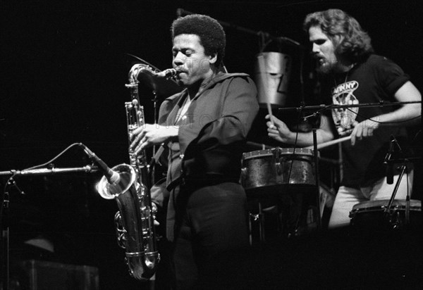 Manolo Badrena and Wayne Shorter, Odeon Hammersmith, London, 1976. Creator: Brian O'Connor.