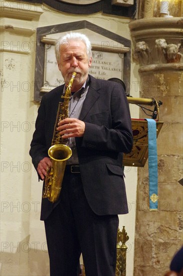 Geoff Simkins, Geoff Simkins - Howard Alden Trio, St Andrews Church, Hove, East Sussex, 21 Oct 2022. Creator: Brian O'Connor.